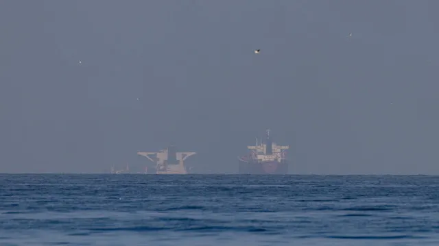 irao-abre-estreito-de-ormuz-a-“varios”-petroleiros-iraquianos