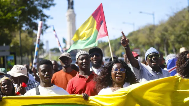 diaspora-guineense-protesta-em-lisboa-contra-“referendo-golpista”