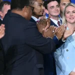 karoline-leavitt-deixa-casa-branca-este-mes…-e-ja-tem-novo-destino