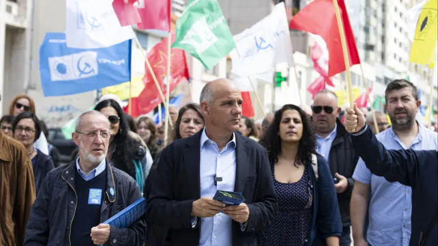 urgencias?-“acesso-a-saude-so-se-garante-com-servico-nacional-forte”