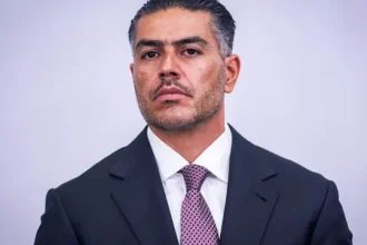 governador-mexicano-procurado-nos-eua-por-trafico-volta-a-afastar-se