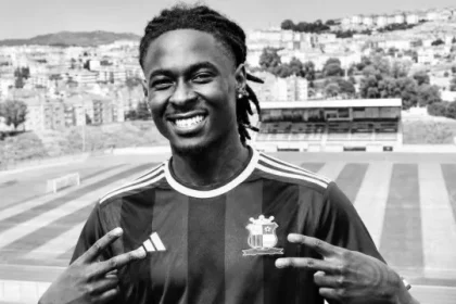 tragedia-no-futebol:-jogador-do-real-sc-morre-em-pleno-jogo