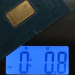 precos-do-ouro-e-bitcoin-disparam-com-venda-de-dolares-e-divida-dos-eua