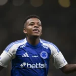 cruzeiro-vira-sobre-fla-no-ultimo-lance,-e-palmeiras-pode-abrir-vantagem
