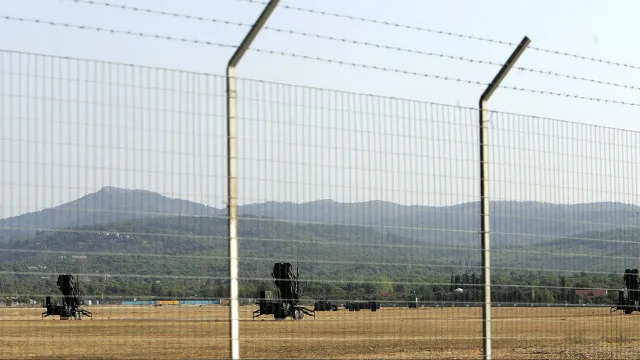 grecia-transfere-misseis-antiaereos-para-creta-face-a-risco-de-ataque