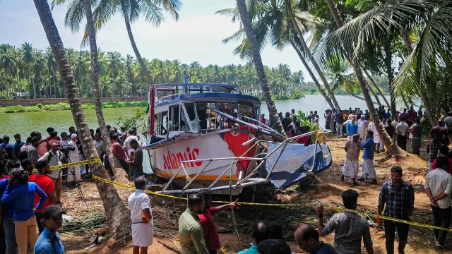 india-procura-22-tripulantes-apos-naufragio-na-baia-de-bengala