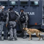 brasil.-camioes-incendiados-para-travar-operacao-contra-rival-do-cv