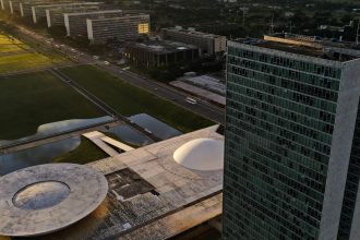 eleicoes-2026:-saiba-quais-sao-as-atribuicoes-de-senadores-e-deputados