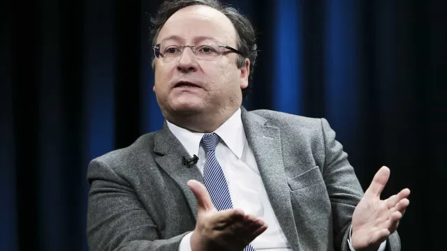 assis-diz-que-e-“inadmissivel”-comparacao-entre-lideres-do-ps-e-chega