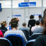 fila-de-espera-do-inss-cai-para-1,2-milhao-de-requerimentos