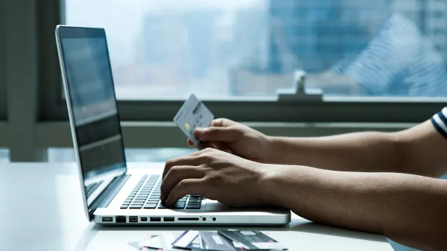 bancos-alertam-para-chamadas-falsas-sobre-transferencias-suspeitas