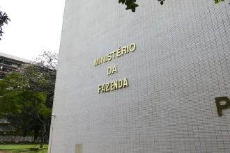 governo-central-tem-superavit-de-r$-10,8-bilhoes-em-julho