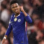 chelsea-vence-o-luton-town-com-ajuda-de-estevao-e-avanca-na-copa-da-liga