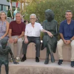 estatuas-inauguradas-em-tarragona-permitem-que-homem-volte-a-abracar-mae