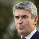 carneiro-escusa-se-a-comentar-eventual-mocao-de-censura-do-chega
