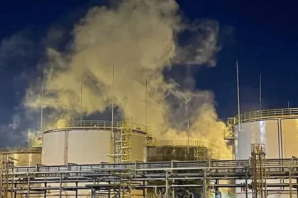 ataque-com-drone-provoca-incendio-em-refinaria-no-noroeste-da-russia