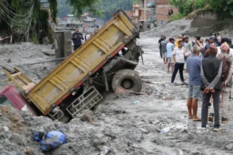 novo-balanco:-16-mortos-e-546-desaparecidos-no-tibete-devido-a-enxurrada