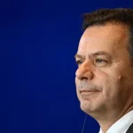montenegro-encerra-univ.-do-verao-do-psd-com-mocao-a-vista-para-governo