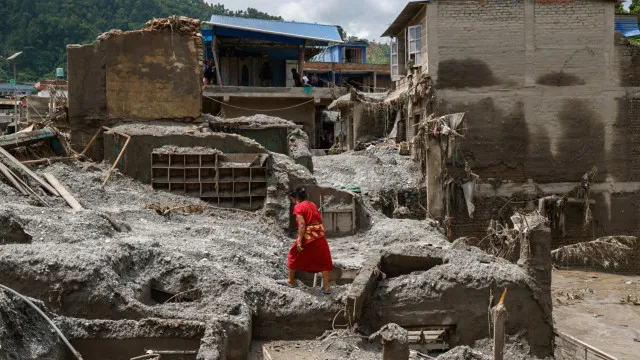 nepal-e-da-china-confirmam-768-mortos-e-mais-de-tres-mil-desaparecidos