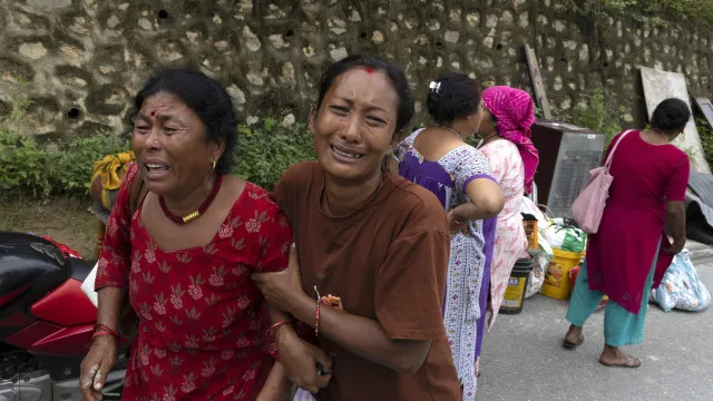 numero-de-mortos-no-nepal-chega-aos-804.-mais-de-3-mil-desaparecidos