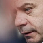pm-lamenta-perturbacoes-nos-exames-mas-insiste:-foi-“caminho-correto”