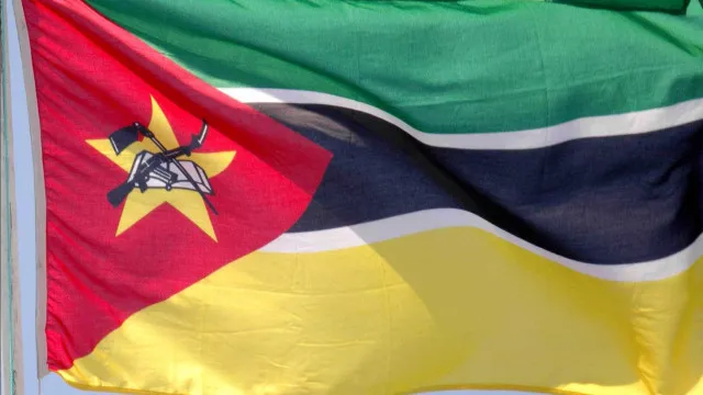governo-quer-por-linha-de-500-milhoes-para-mocambique-no-terreno