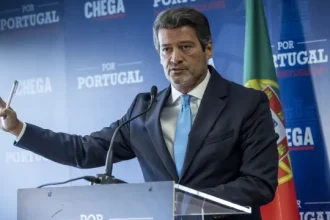 ventura-decide-mocao-de-censura-e-pede-“conversa”-a-seguro