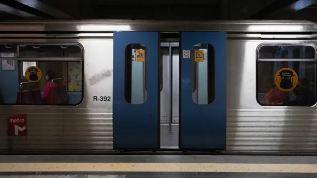 metro-de-lisboa:-cais-da-estacao-praca-de-espanha-reabre-na-5.a-feira