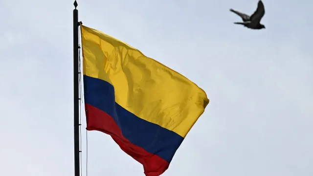 vinte-guerrilheiros-mortos-em-bombardeamentos-do-novo-governo-da-colombia