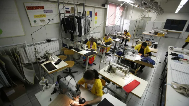 producao-industrial-cai-1,4%-e-recua-pelo-terceiro-mes-consecutivo