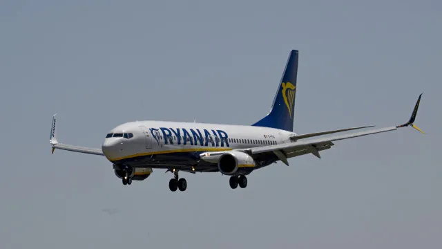 ryanair-preve-menos-voos-no-inverno-para-limitar-custos-com-combustivel