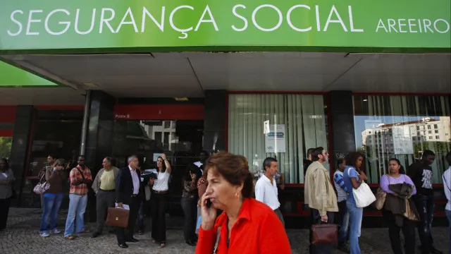 pcp-ve-“ataque”-a-seguranca-social-com-apoio-de-chega-e-il