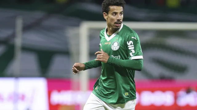 palmeiras-segura-pressao-do-santos,-elimina-rival-e-avanca-na-copa-do-brasil