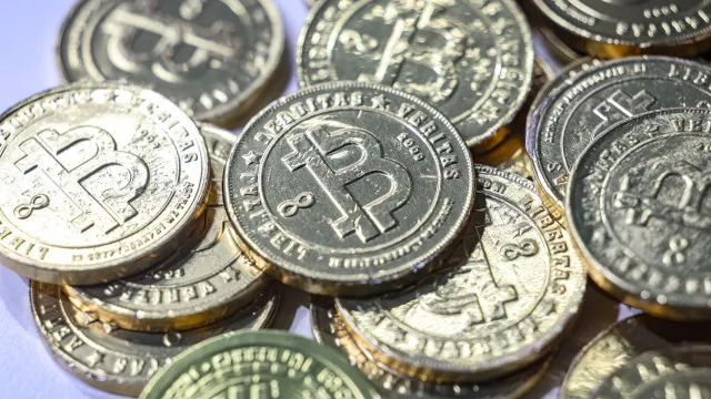 bitcoin-volta-a-ultrapassar-barreira-dos-80.000-dolares