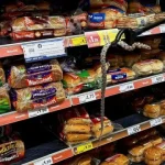 cobra-encontrada-na-seccao-do-pao-em-supermercado-em-inglaterra