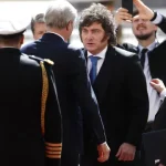 milei-ameaca-empresas-que-operem-nas-malvinas-e-anuncia-base-naval