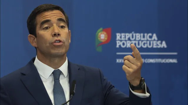governo-anuncia-apoio-para-viticultores-que-nao-escoem-uva-no-douro
