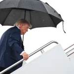 juiza-prolonga-suspensao-do-decreto-de-trump-que-restringe-voto-postal