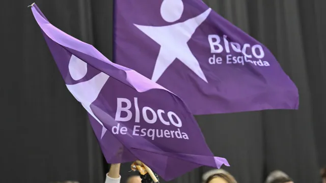be-alerta-para-degradacao-da-rede-de-carregamento-de-eletricos-nos-acores