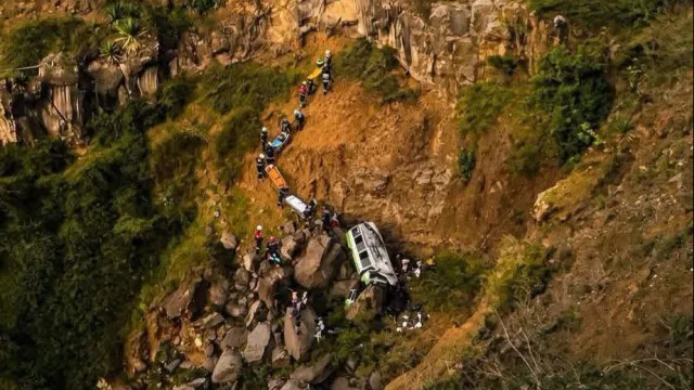 acidente-com-autocarro-em-cabo-verde-faz-25-mortos-(alguns-criancas)
