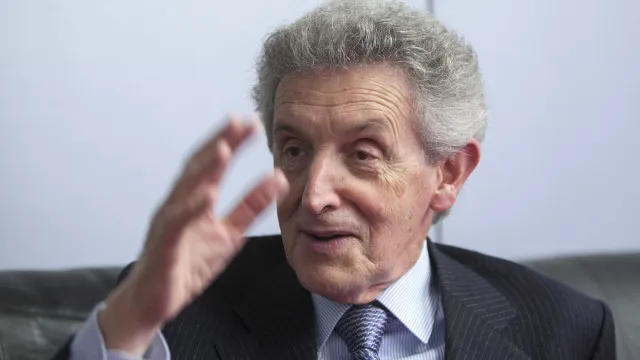 mota-amaral-insiste-que-base-da-autonomia-e-“congregar-os-acores-todos”