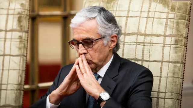 aguiar-branco-envia-condolencias-a-cabo-verde:-“imensa-tristeza”