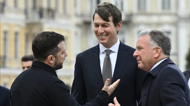 volodymyr-zelensky-inicia-reuniao-com-enviados-da-casa-branca