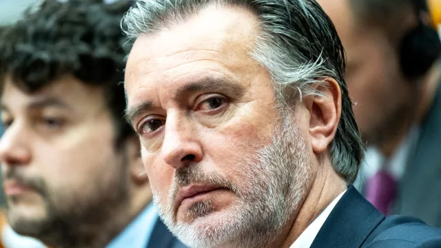 “luis-neves-esta-a-minar-a-estrategia-politica-de-montenegro”