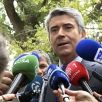 carneiro-ouve-partido-sobre-mocao-de-censura-a-neves.-“o-ps-e-democrata”