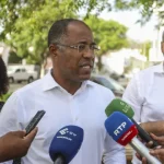 primeiro-ministro-considera-“tragedia-no-fogo-maior-desde-independencia”