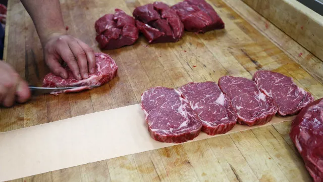 governo-nao-antecipa-impacto-apos-suspensao-de-carne-brasileira-pela-ue