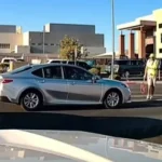 salta-para-frente-de-carro-para-evitar-atropelamento-de-criancas:-o-video