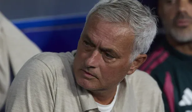 apos-r$-1,5-bilhao-em-investimentos,-real-de-mourinho-estreia-na-champions
