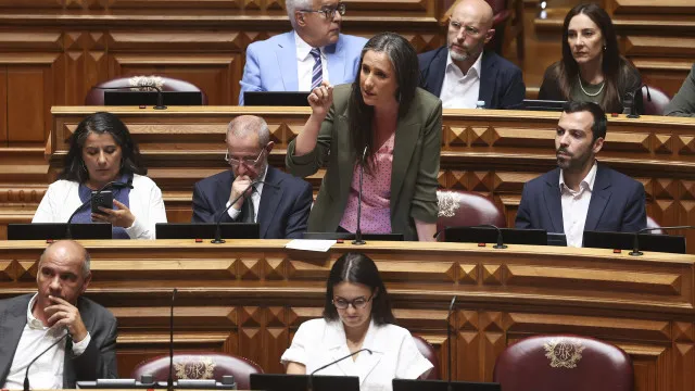 livre-anuncia-voto-contra-mocao-de-censura-apresentada-pelo-chega